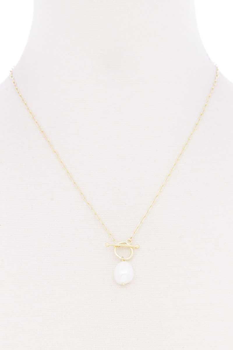 Pearl Toggle Clasp Necklace